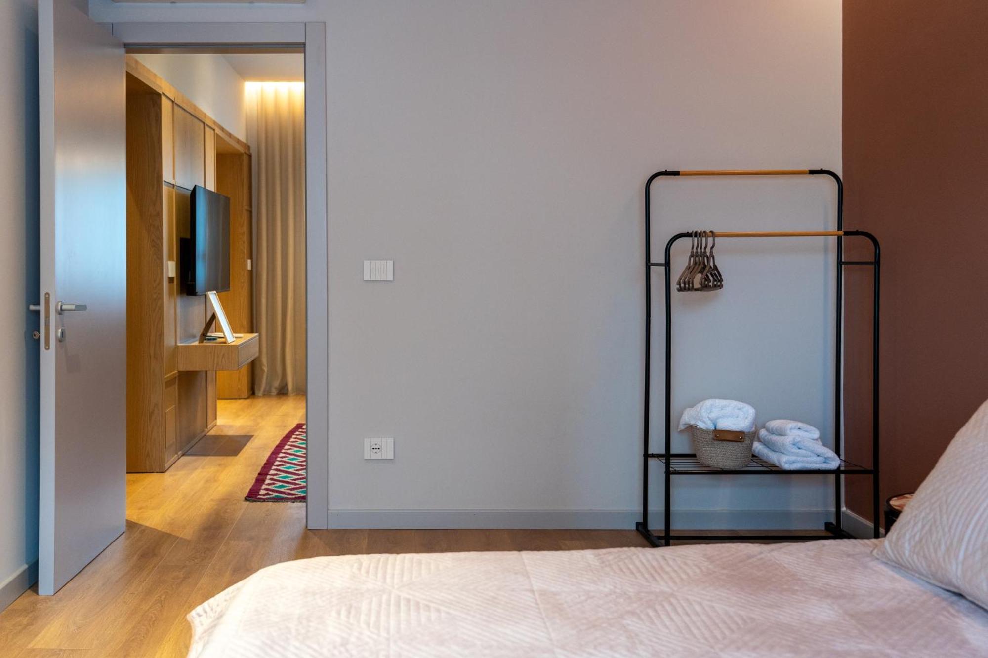 Chic With New Bazaar View Apartman Tirana