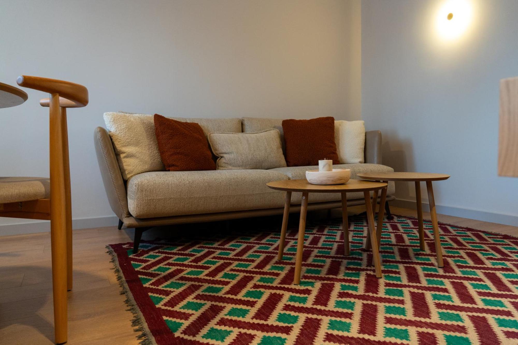 Apartman Chic With New Bazaar View Tirana